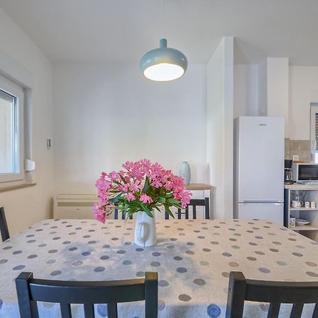Apartman Ivan Pula Exterior foto